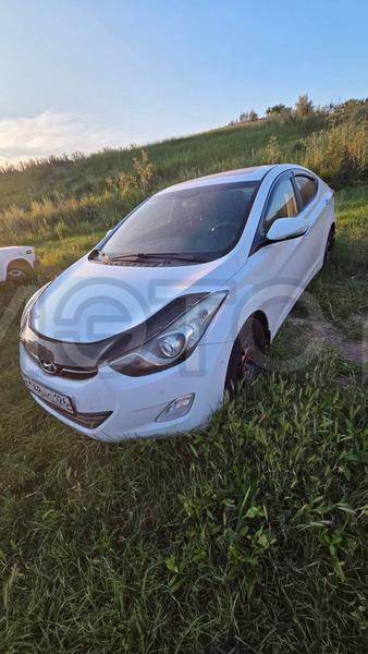 Hyundai Elantra 2011, фото 6