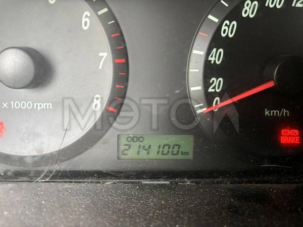 Hyundai Elantra 2005, фото 8