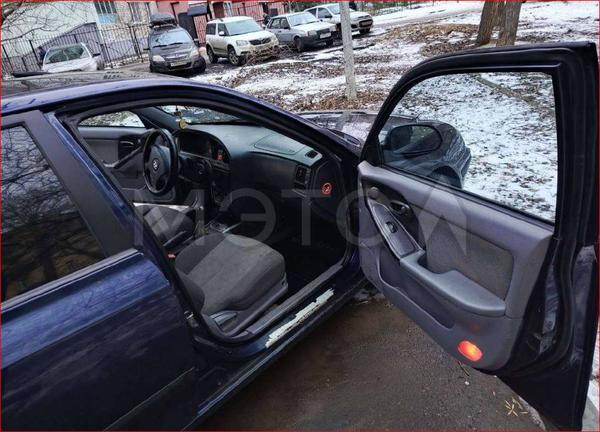 Hyundai Elantra 2004, фото 9