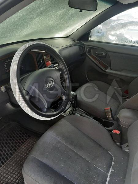 Hyundai Elantra 2004, фото 7