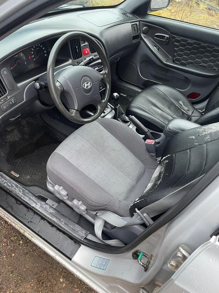Hyundai Elantra 2006, фото 4