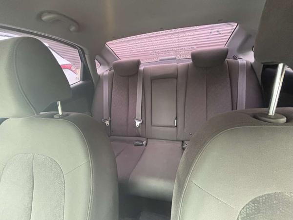 Hyundai Elantra 2010, фото 11