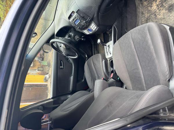 Hyundai Elantra 2010, фото 15