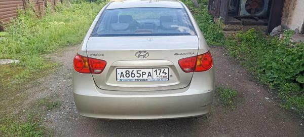 Hyundai Elantra 2008, фото 2