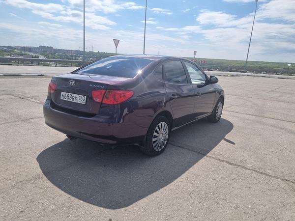 Hyundai Elantra 2008, фото 2