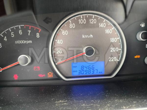 Hyundai Elantra 2008, фото 10