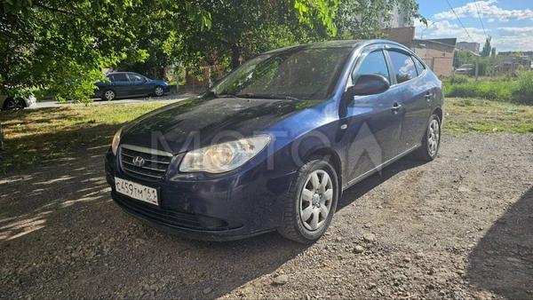 Hyundai Elantra 2009, фото 3