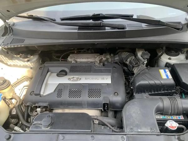 Hyundai Tucson 2006, фото 7
