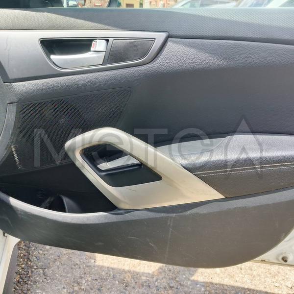Hyundai Veloster 2015, фото 15