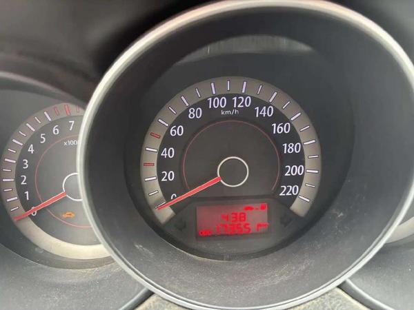 Kia Cerato 2011, фото 2