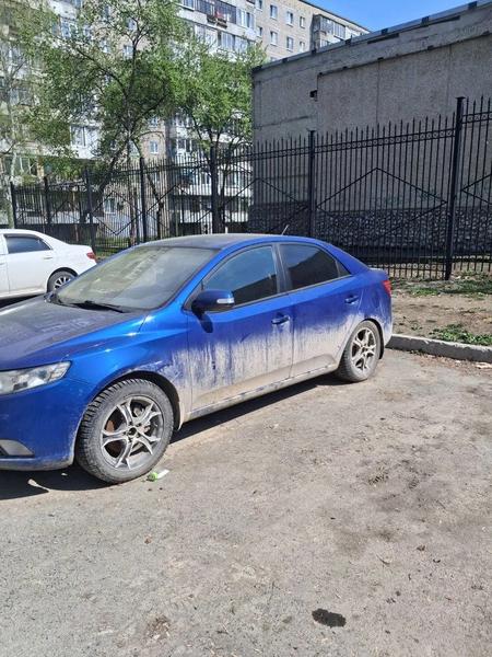 Kia Cerato 2010, фото 2