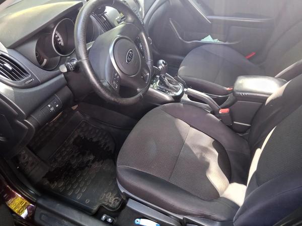 Kia Cerato 2011, фото 7