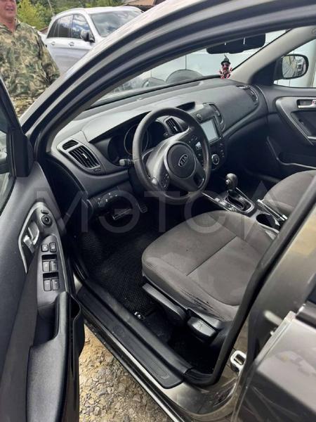 Kia Cerato 2011, фото 11