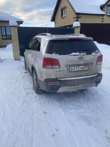 Kia Sorento 2010, фото 3