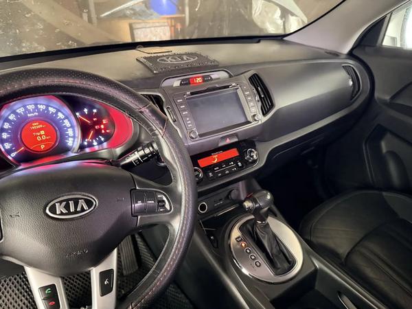Kia Sportage 2012, фото 2