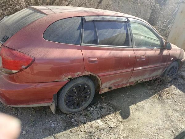 Kia Rio 2004, фото 3