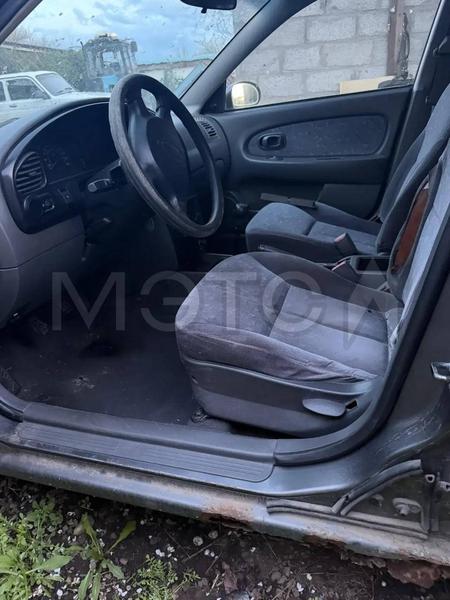 KIA Sephia 2002, фото 2