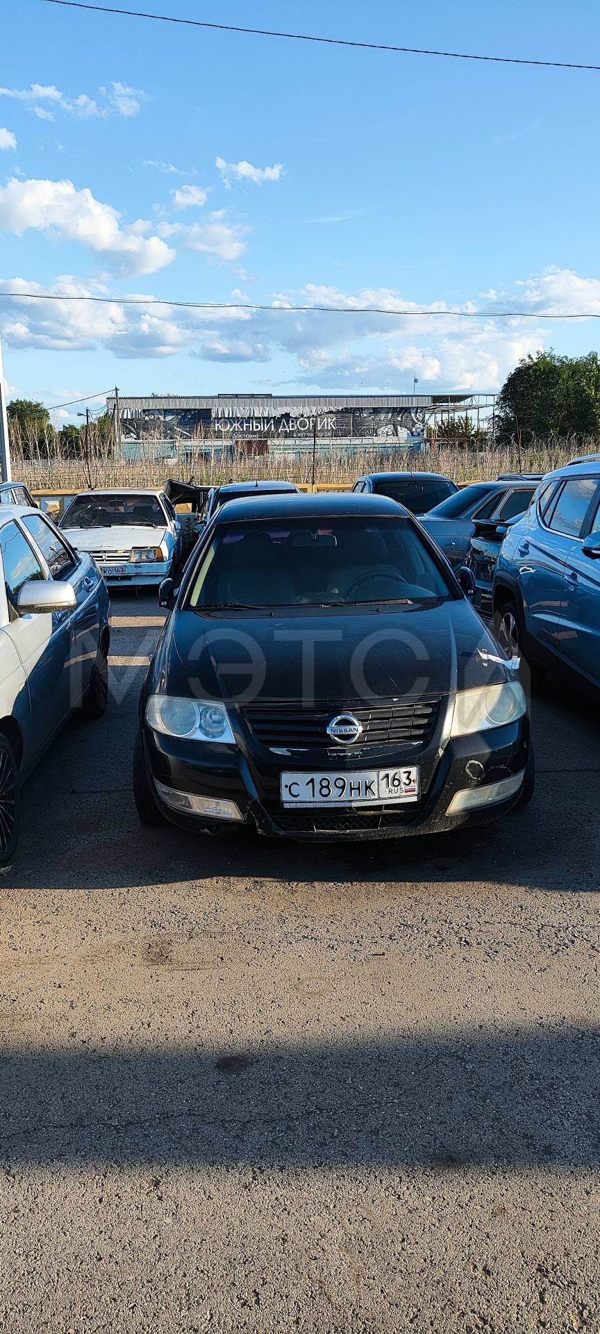 Nissan Almera