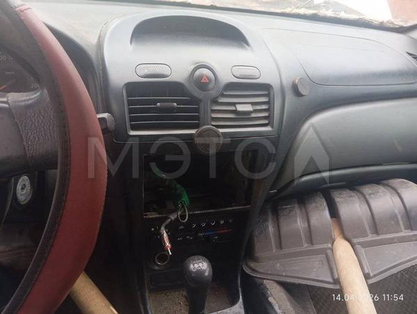 Nissan Almera 2006, фото 8