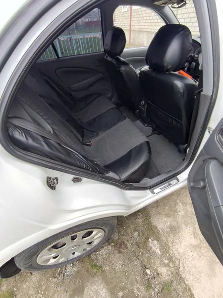 Nissan Almera 2012, фото 3
