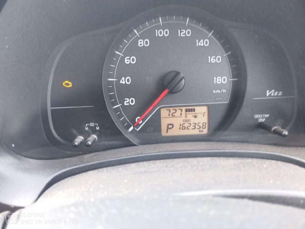 Toyota Vitz 2011, фото 4