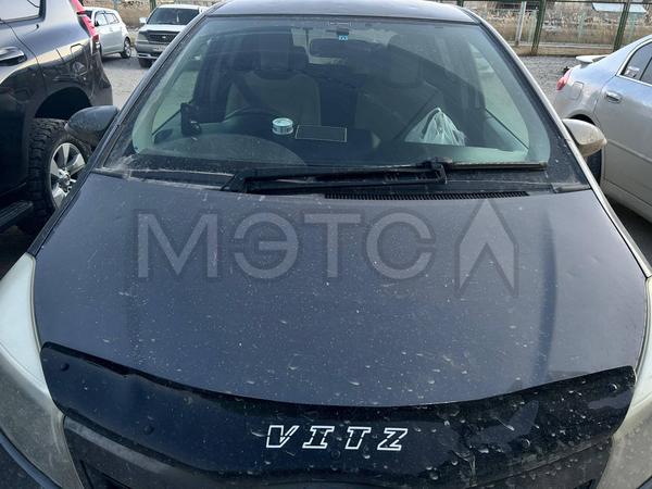 Toyota Vitz 2012, фото 2