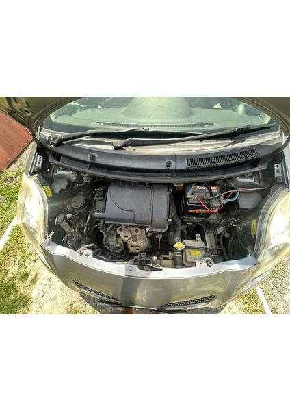Toyota Vitz 2009, фото 7