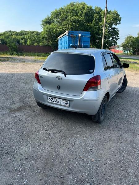 Toyota Vitz 2009, фото 4