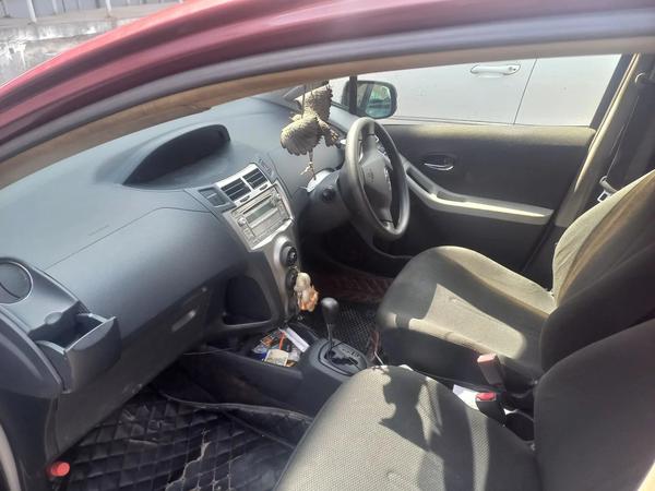 Toyota Vitz 2009, фото 3