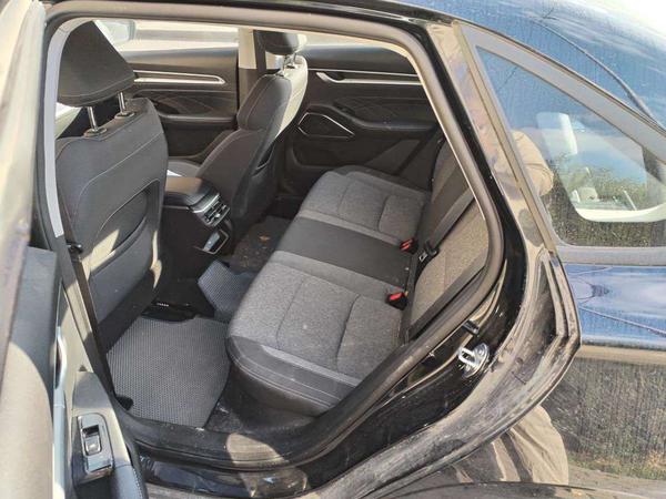 Geely Emgrand 2023, фото 4