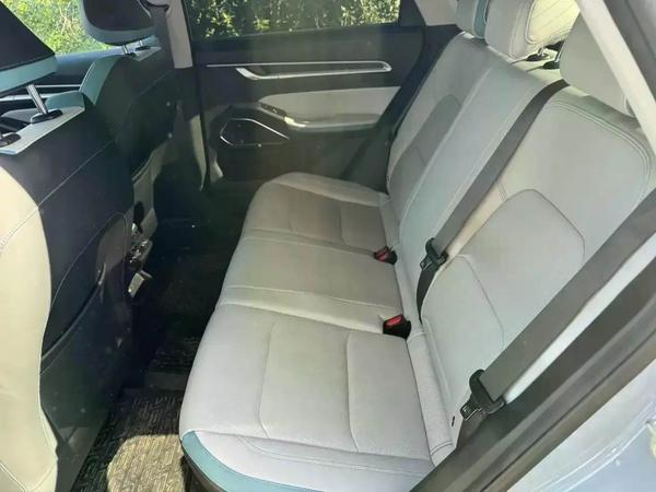 Geely Emgrand 2023, фото 9