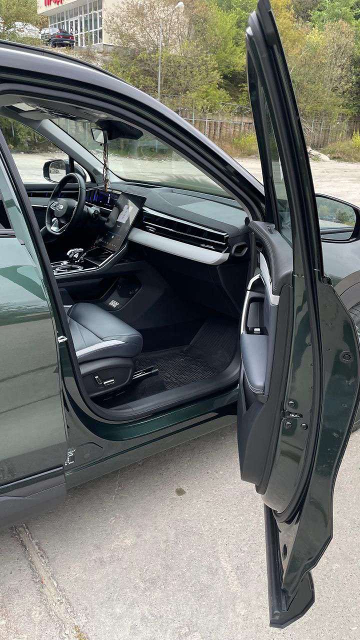 Geely Atlas