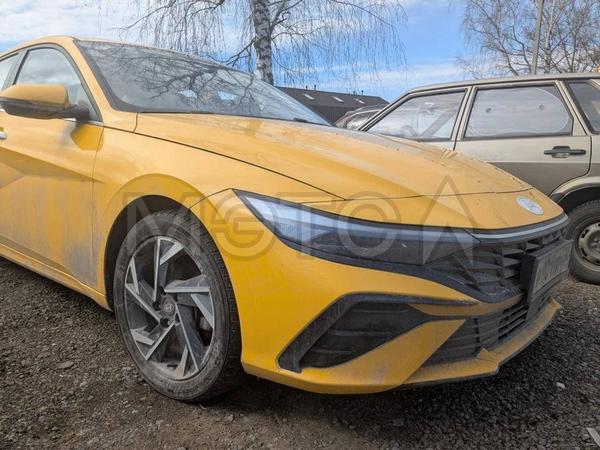 Hyundai Elantra 2023, фото 3