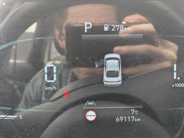 Hyundai Elantra 2023, фото 36
