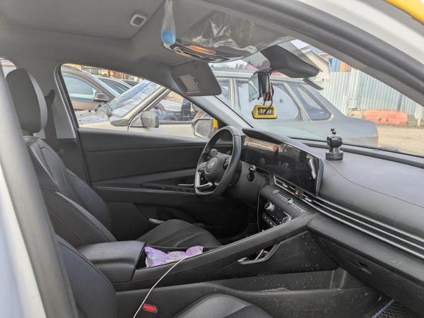 Hyundai Elantra 2023, фото 52
