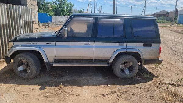 Toyota Land Cruiser Prado 1992, фото 2