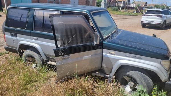 Toyota Land Cruiser Prado 1992, фото 6