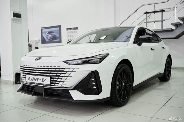 Changan UNI-V