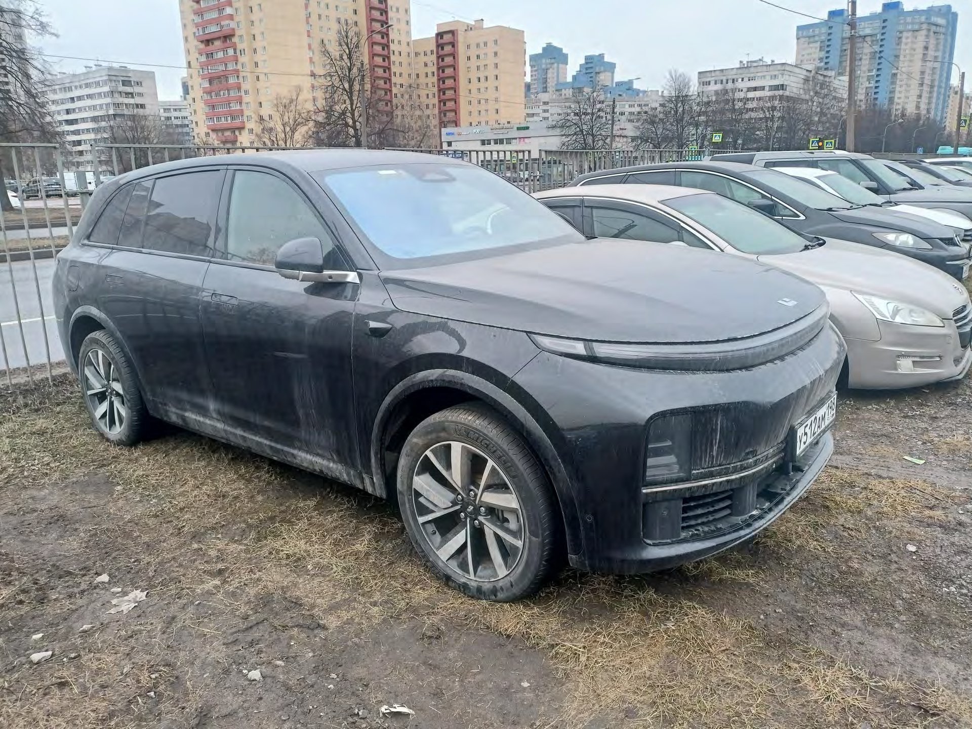 Li Auto (Lixiang) L7