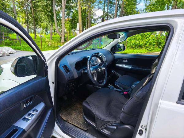 Toyota Hilux 2014, фото 10