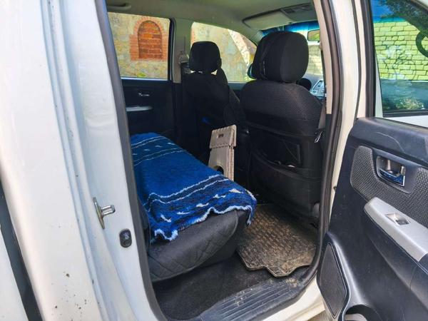 Toyota Hilux 2014, фото 3