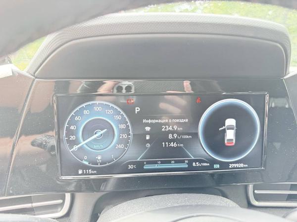 Hyundai Elantra 2023, фото 7
