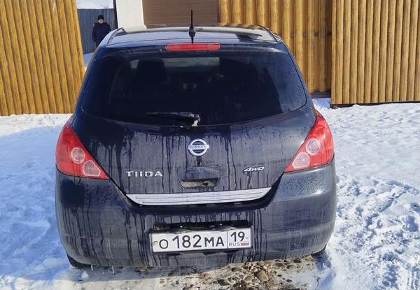 Nissan Tiida 2004, фото 7