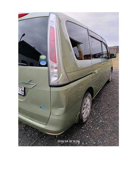 Nissan Serena 2011, фото 3