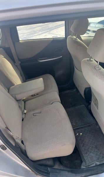 Toyota Ractis 2008, фото 6