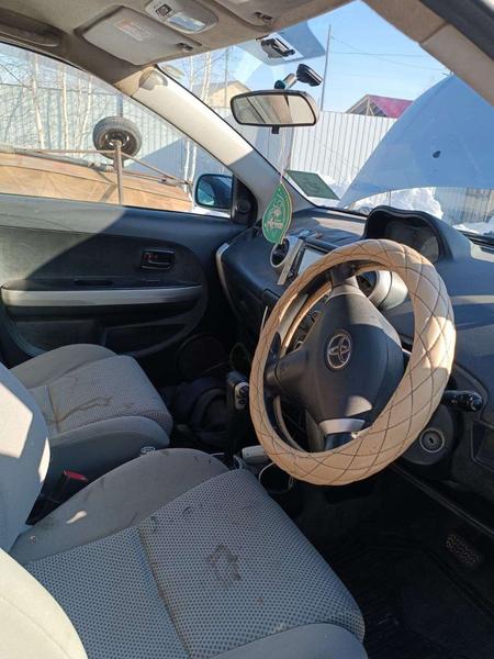 Toyota Ist 2003, фото 2