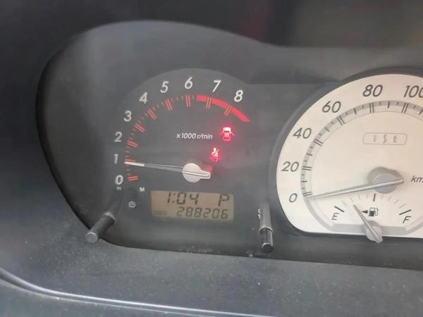 Toyota Ist 2003, фото 5