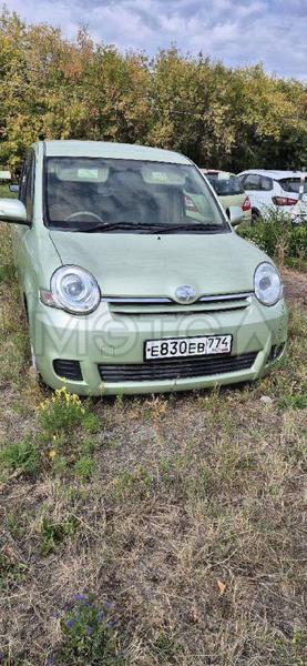 Toyota Sienta 2013, фото 2