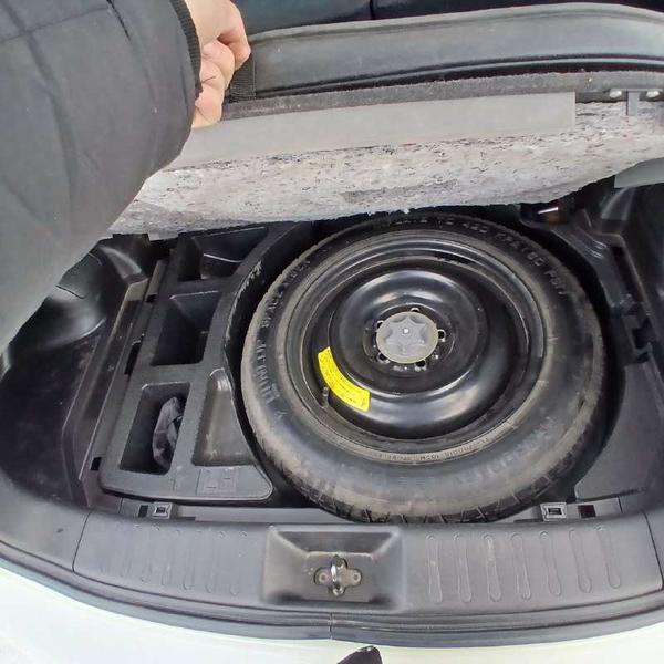 Nissan Juke 2013, фото 23