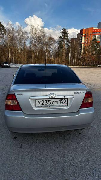Toyota Corolla 2002, фото 3